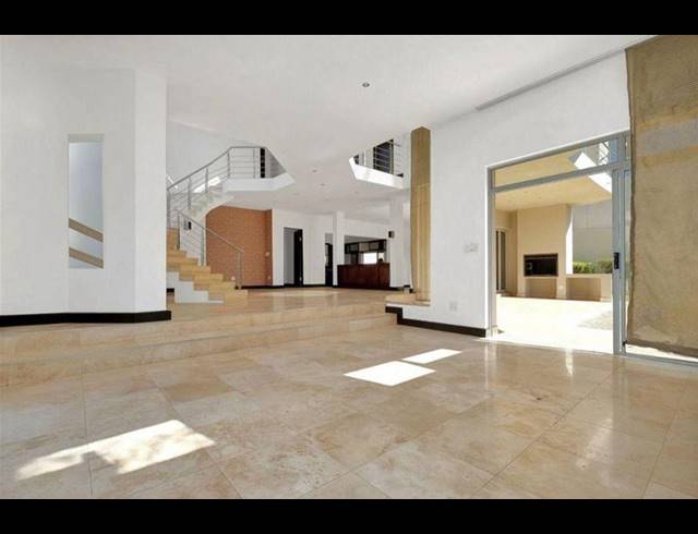 4 BEDROOM HOUSE FOR SALE IN SANDOWN